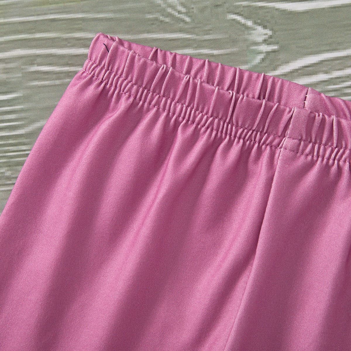 Moo in Bloom - 2 Piece Set